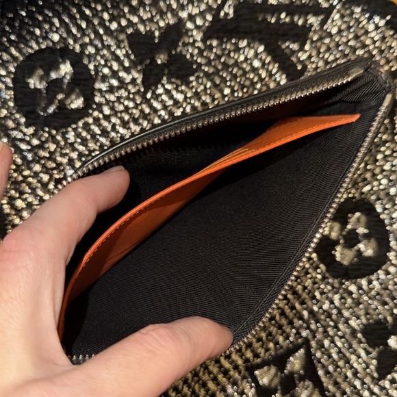 Men’s or Women’s Tiagrama Louis Vuitton Pochette holder and pouch! Comes w Box! - Picture 10 of 17